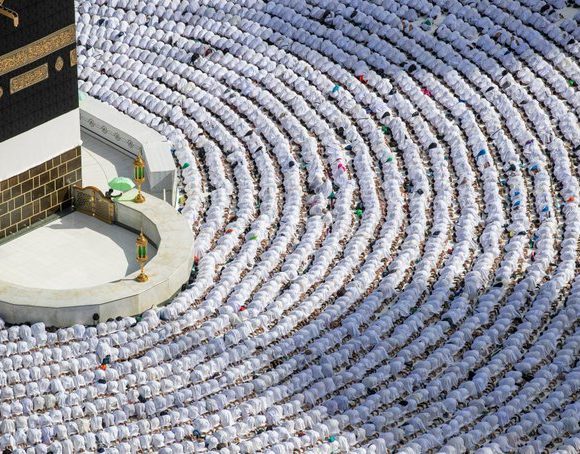 Saudi Arabia expecting 1 million in largest hajj since virus
